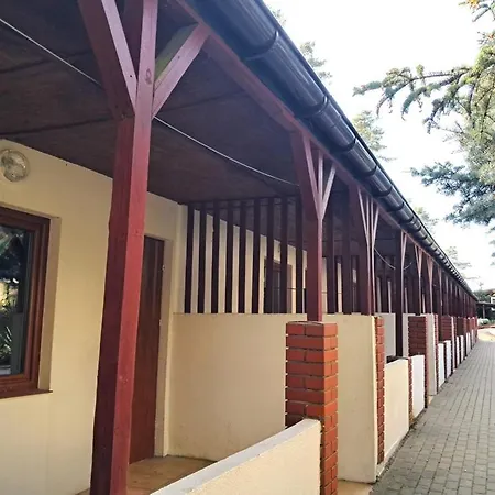 Wakacyjne Nad Jeziorem 山林小屋 Janowice