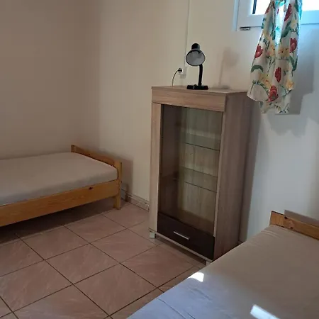 Wakacyjne Nad Jeziorem 山林小屋 Janowice